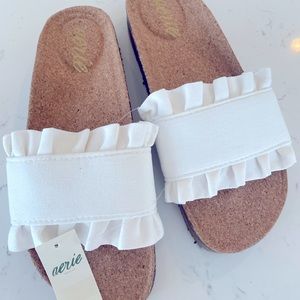 American Eagle aerie  white ruffle sandal slides
